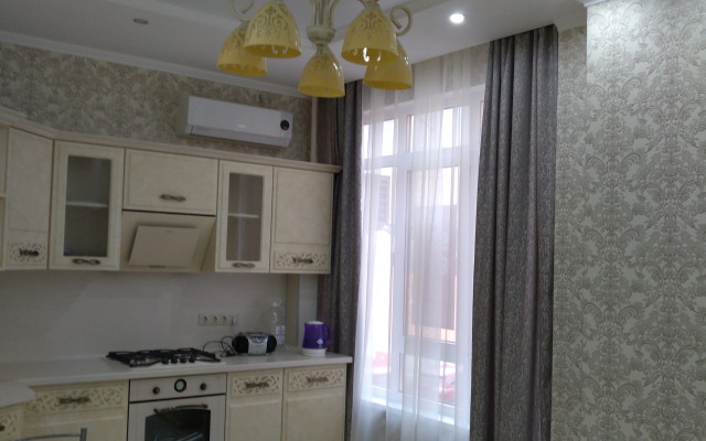 Квартира 2-х комнатная, рядом с отелем Алеан