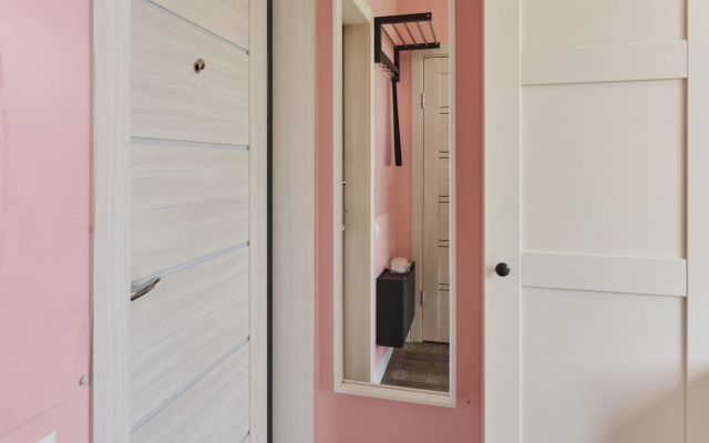 Невский 1 Apartments