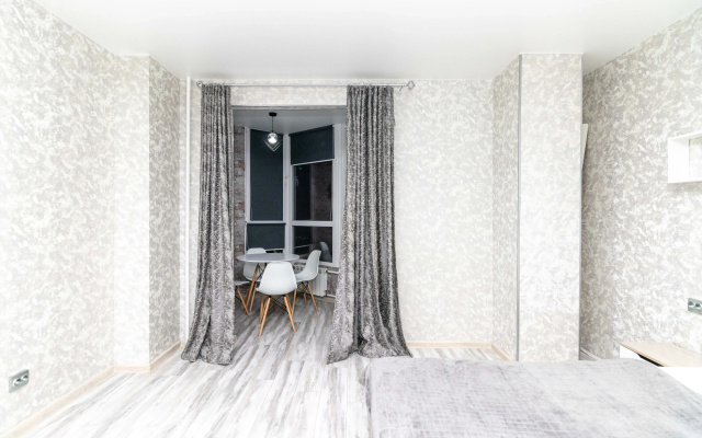 Apartamenty s potrasausim vidom na reku