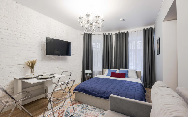 Квартира Стильная Студия в 5 Минутах от Казанского Собора