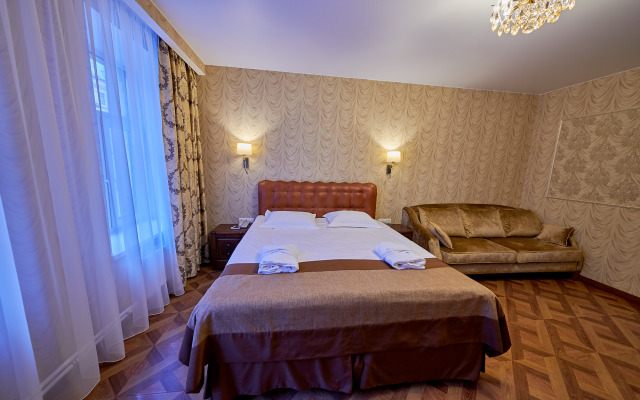 Reverence Living Quarters