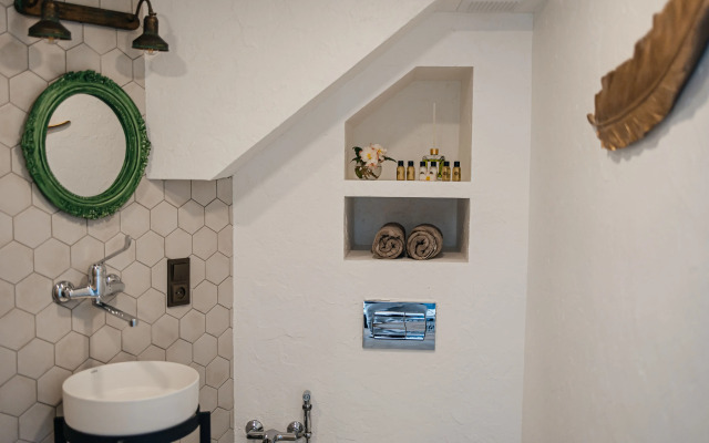 Fhouse Guest House