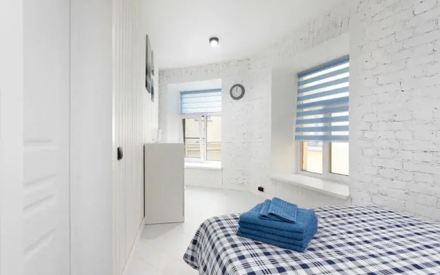 Апартаменты двухкомнатная квартира на Восстания 3-5