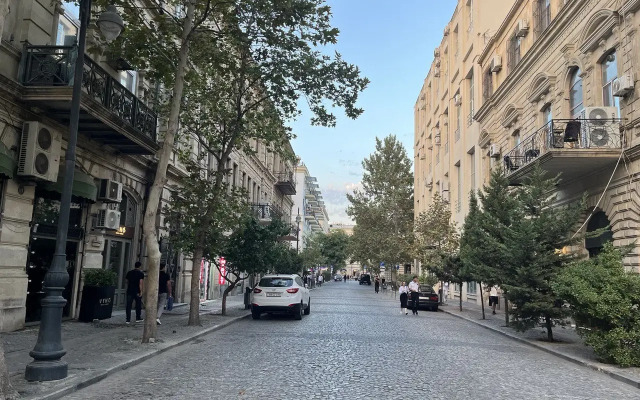 Paradise in Nizami street Apart-hotel
