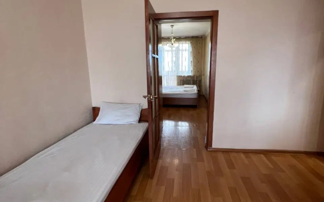 Abdirova 15 Ekonom Flat
