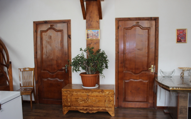 Zhaysan-Krylyya Guest House