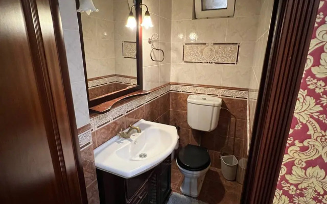 3-Komnatnaya V Tsentre Adlera Flat