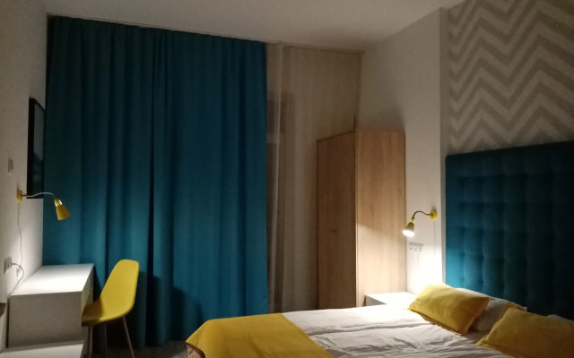 Uyutnaya Studiya U Metro Flat