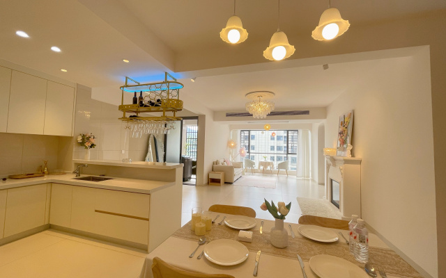 Smilenest V Tsentre Goroda Apartments — 5-star hotel in Zhangjiajie