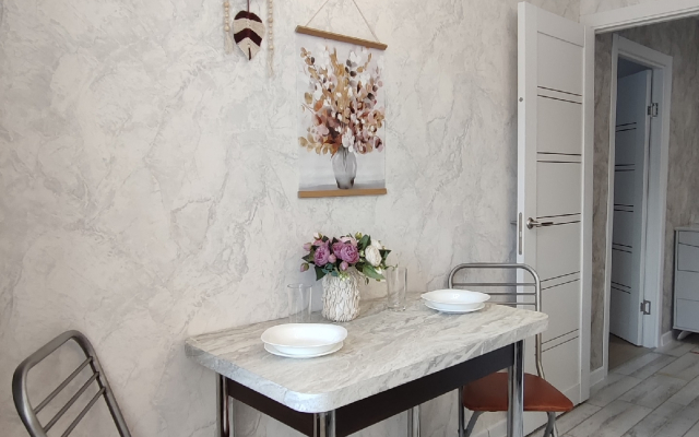 Dvushka S Izolirovannymi Komnatami Flat