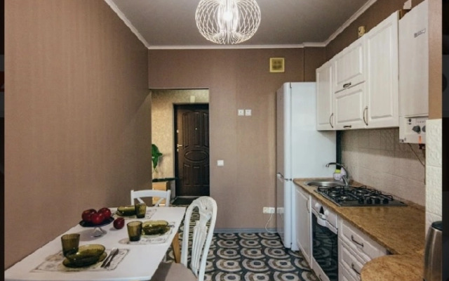 V Tsentre Kaliningrada Na Gorykogo Apartments
