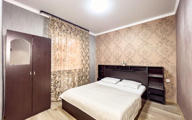 Grant-3 Hotel