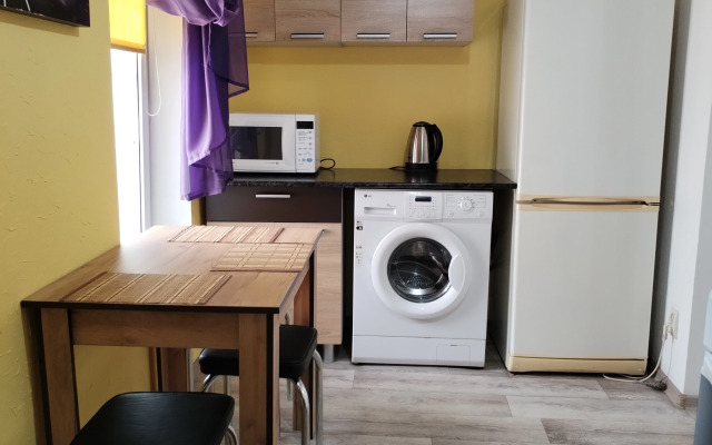 Odnokomnatnaya Na Svobodnoy Flat