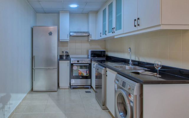 Апартаменты Cozy 1BR with great view