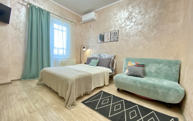 Na 25 etazhe s krasivym vidom na gorod Flat
