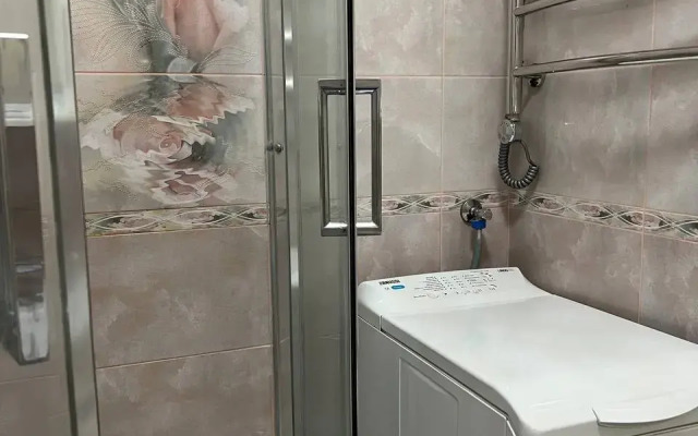 Na Chaykovskogo 6 Flat