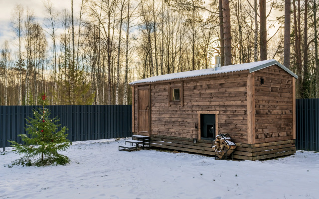 Komfort U Lesa S Baney Private house