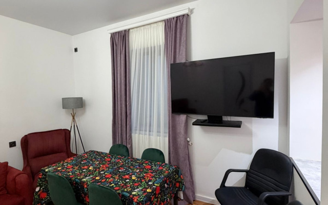 Апартаменты One Bedroom Apartment on Vera