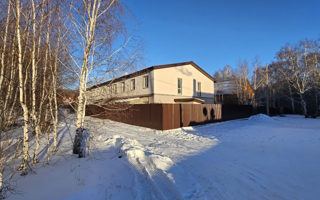 Na Zelenoy Polyane Bungalow