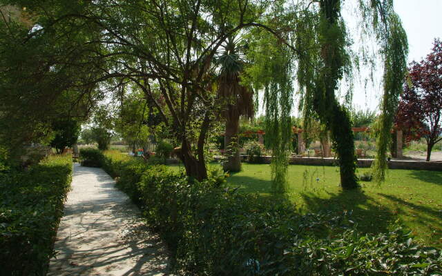 Aenaon Studios Apartments