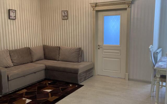 Апартаменты Квартира на Омарова Центр 1