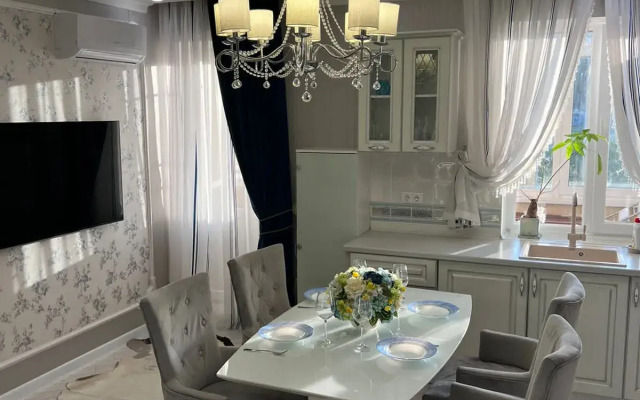 Апартаменты на Навагинской 1