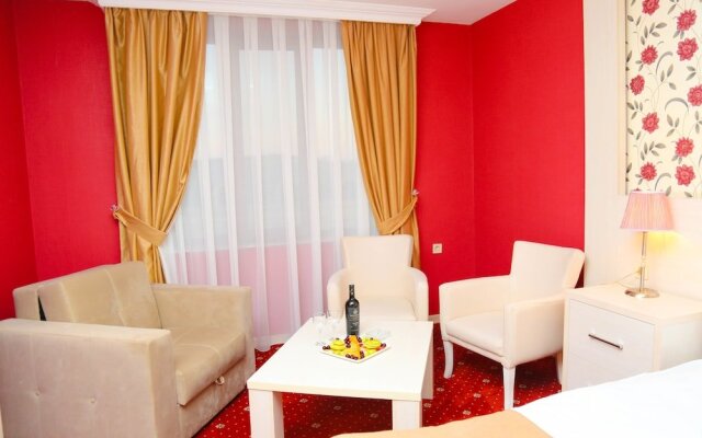 Lara Hotel & Spa