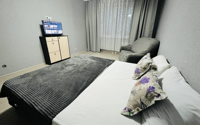 2 Komnatnye V Tsentre Apartment