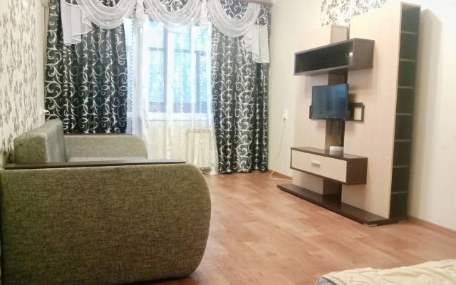 Апартаменты 2х Комнатные на Свердлова 48