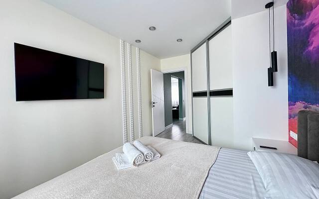 Dizaynerskie 3-Komnatnye Dlya Bolshoy Semyi Apartments