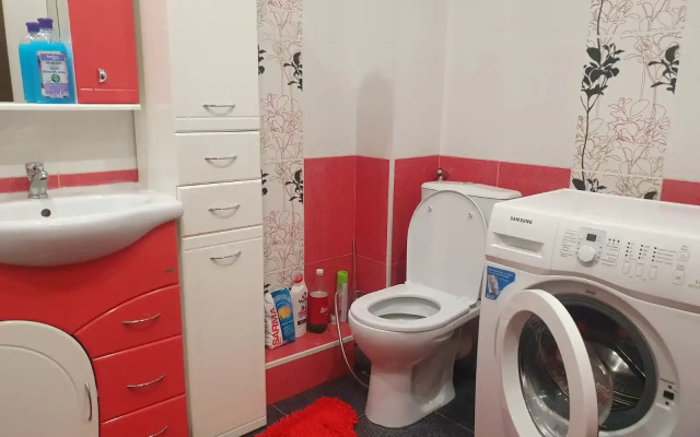 Апартаменты Пять Звёзд на Созидателей