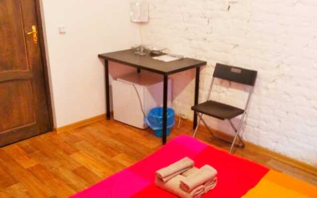Guest House Apartments na Griboedova 45