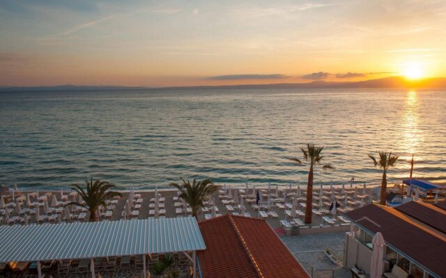 Hanioti Grandotel Hotel