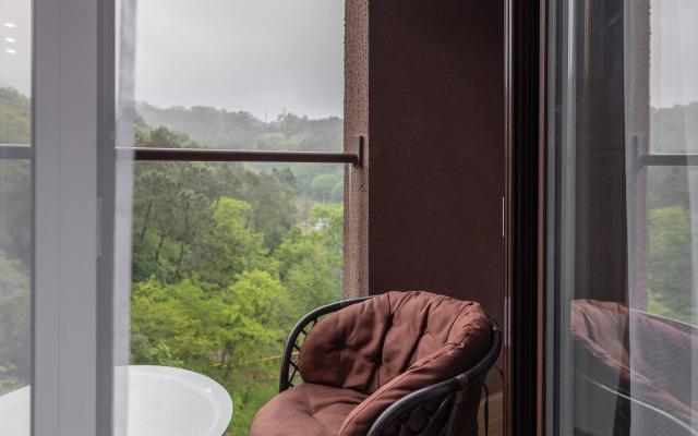 Stilnaya Studiya U Morya Flat