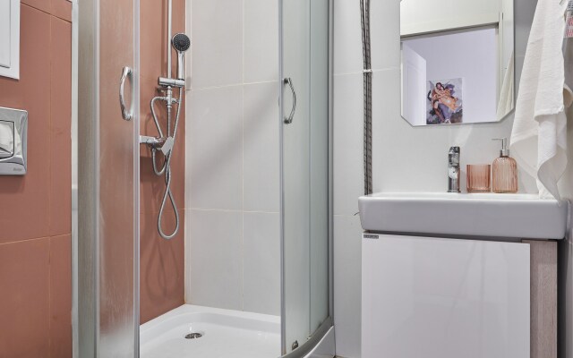 Srednyaya Pereyaslavskaya 27s1 Apartments