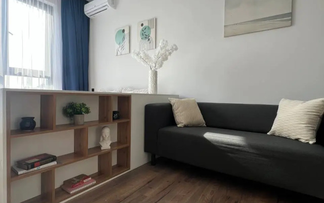 S Krasivym Vidom Ryadom Mega Flat