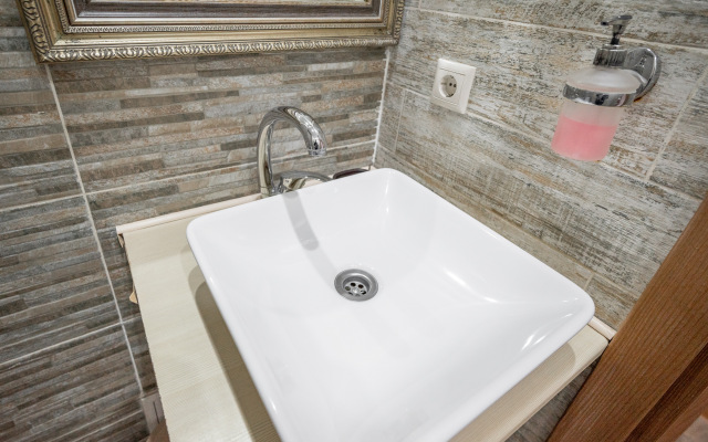 Апартаменты Место под солнцем 5