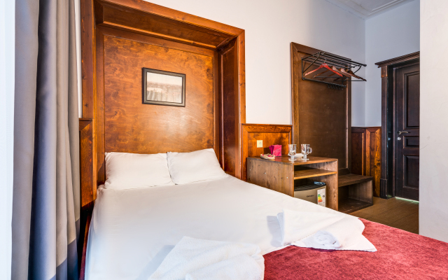 Nevsky 74 Hotel