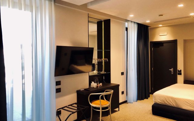 Best Western Plus Hotel Plaza Napoli
