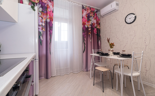 Апартаменты с Новым Ремонтом Возле Парка Галицкого