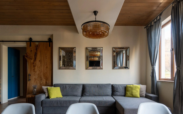 Kvartira prostornaa Chalet