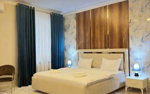 Hotel Nur Makon