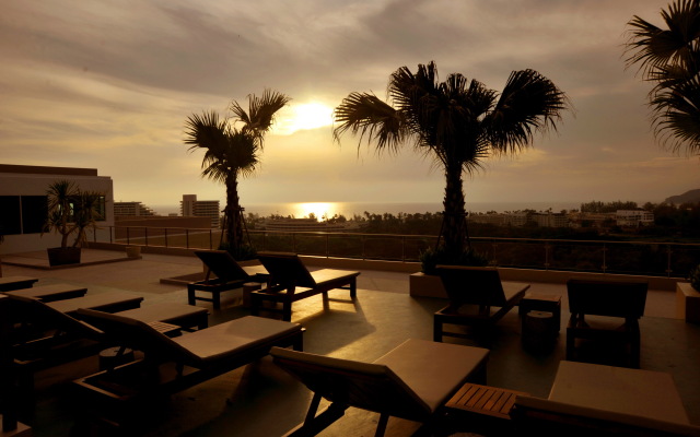 Princess Seaview Resort & Spa Hotel