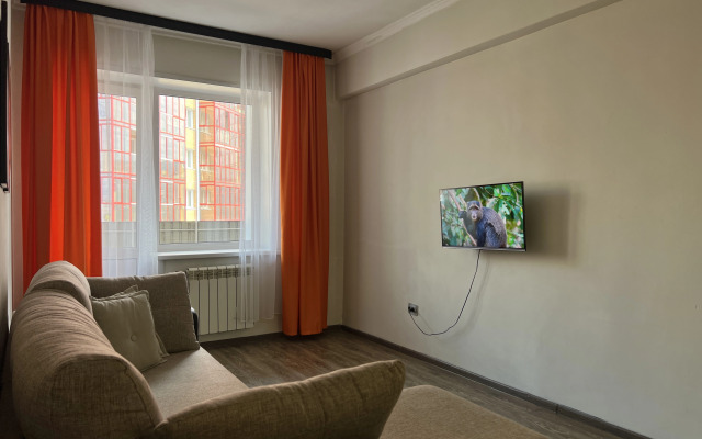 1-kom Sakhyyanovoy 21/2-28 Ulan-Ude Khimchistka KakDoma Flat