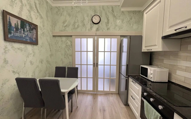 Квартира двухкомнатная Крымская 22