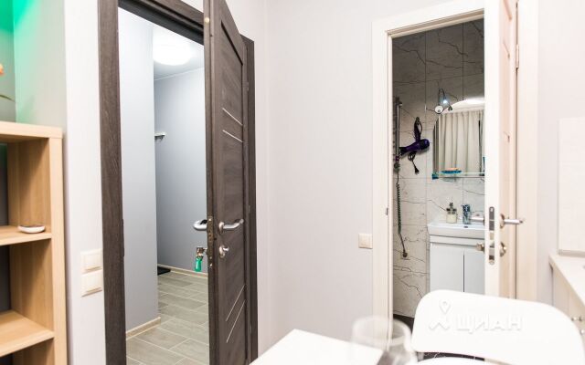 Bolshoj Tryohgornyij Pereulok 1/26s1 Apartments