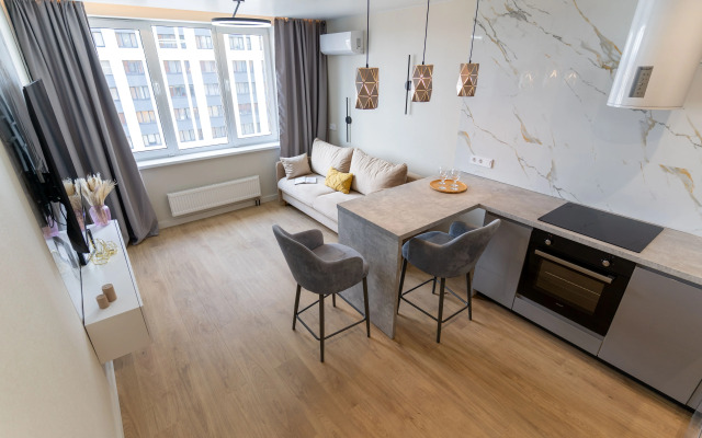 Апартаменты Евродвухкомнатные Stepanenkov на Готвальда 24/4