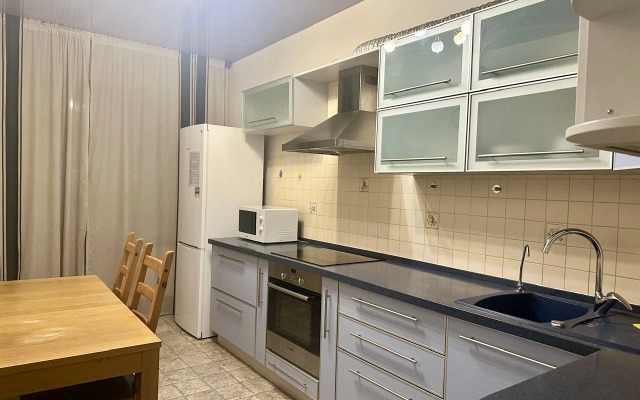 Квартира ApartHause | 3 минуты до Екатеринбург-Арена