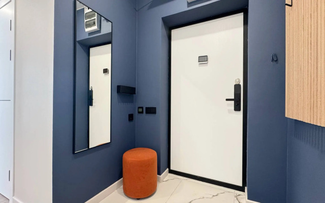 Квартира Уютная с Видом на Море и Русский Мост