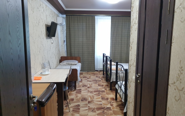 Na Oktyabryskoy 39 Guest house
